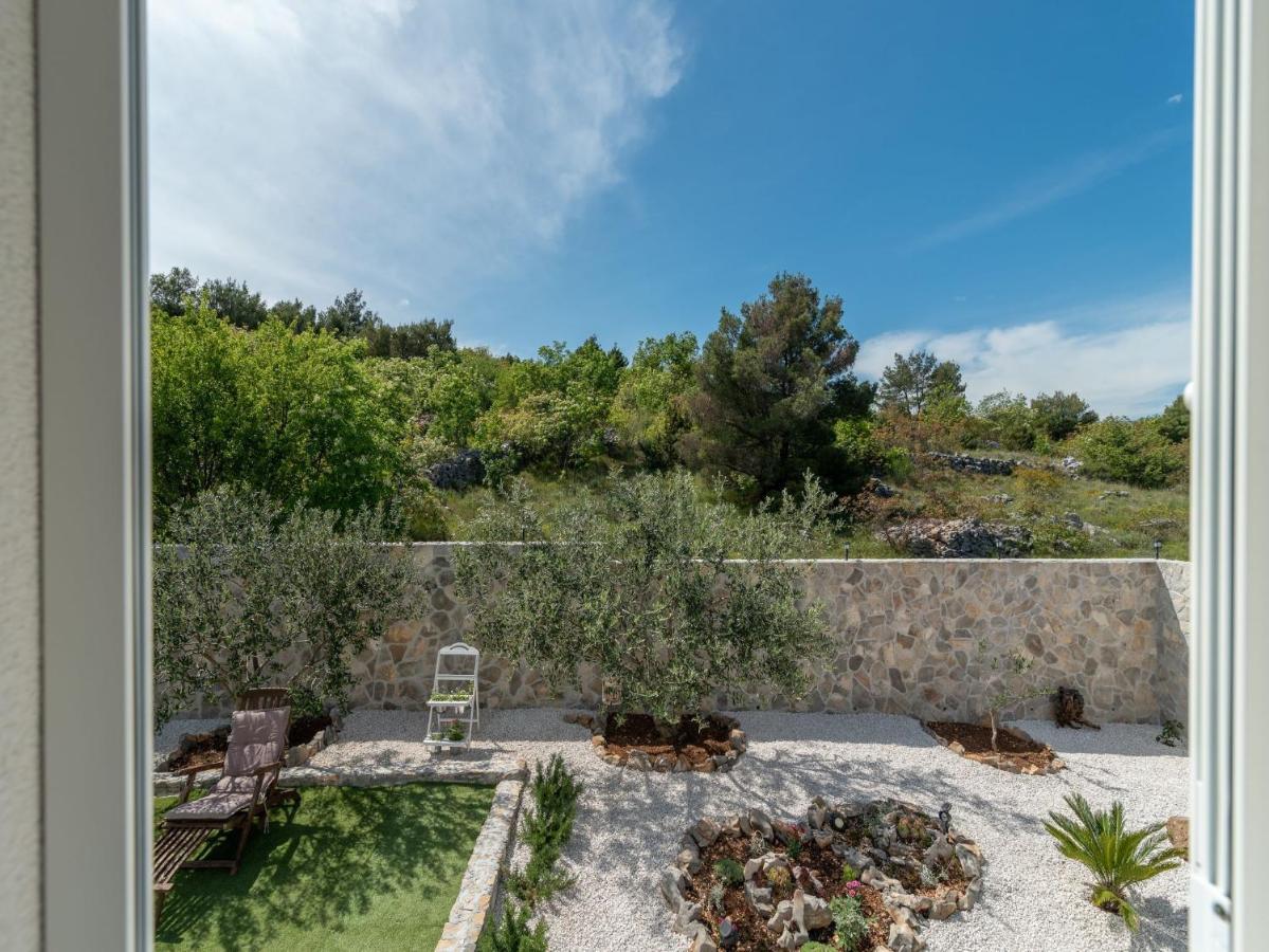 Scenic Sea View,Three Bedroom Villa With Pool Trogir Ngoại thất bức ảnh