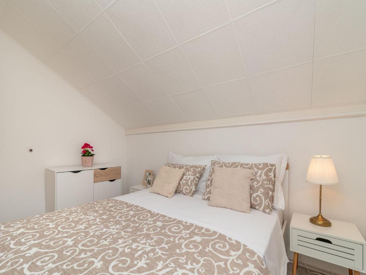 Scenic Sea View,Three Bedroom Villa With Pool Trogir Ngoại thất bức ảnh