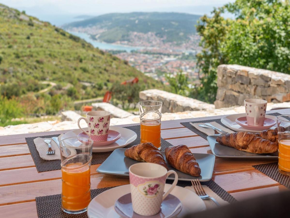 Scenic Sea View,Three Bedroom Villa With Pool Trogir Ngoại thất bức ảnh